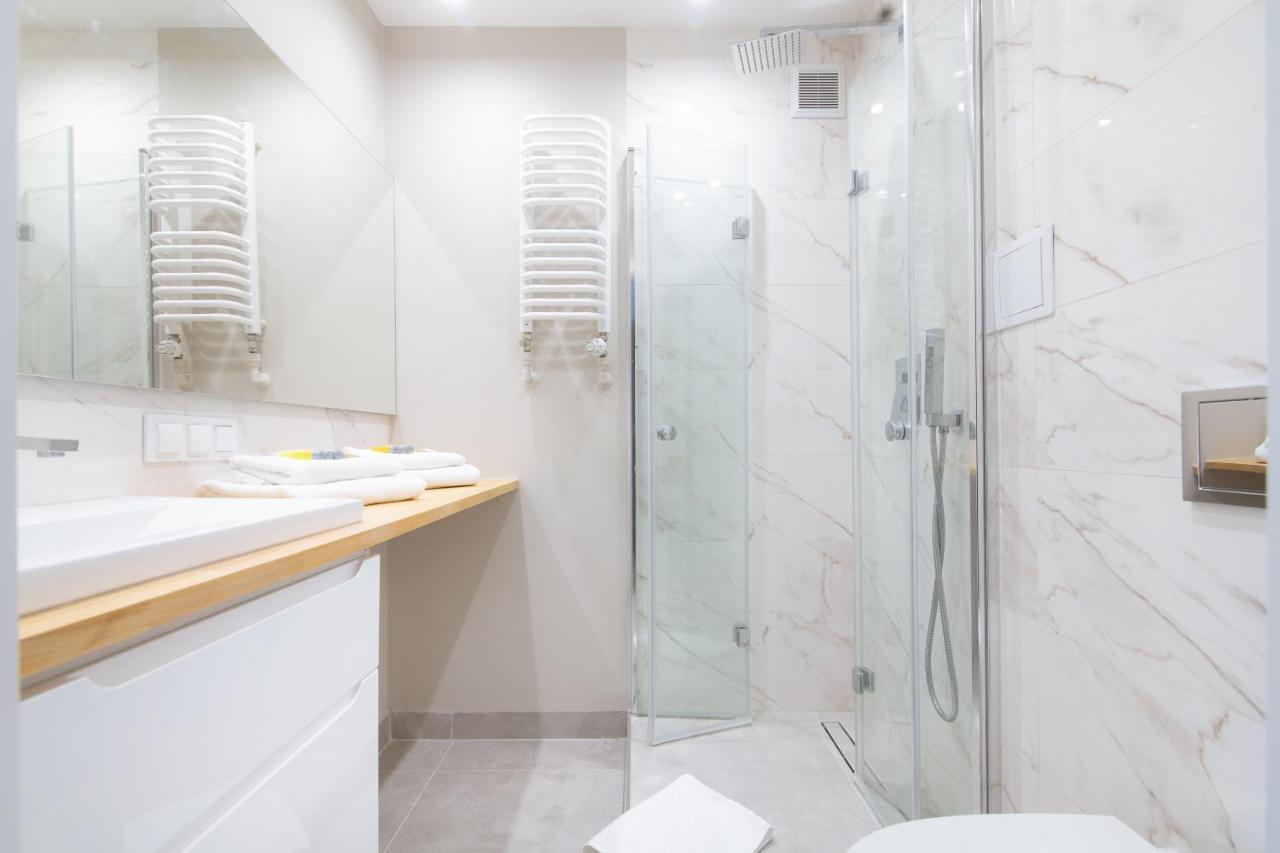 Beautiful 2 Rooms Flat With Balcony Warszawa Exteriör bild